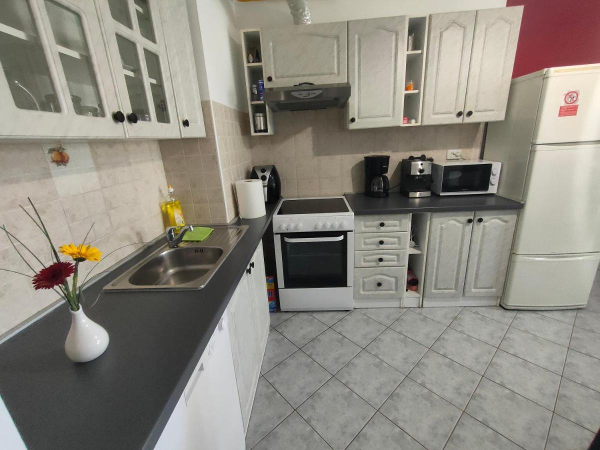 Ferienwohnung Apartman Bela Pula Exterior foto